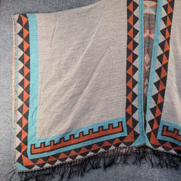 Urban Coco Women's Poncho Cape Sweater Multi Frayed Western Aztec W/Tags - Picture 3 of 14